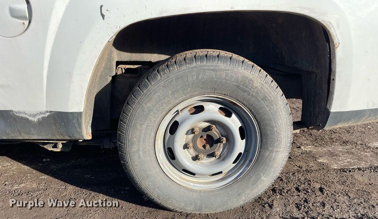 image for item DS5447 2006 GMC Canyon pickup truck