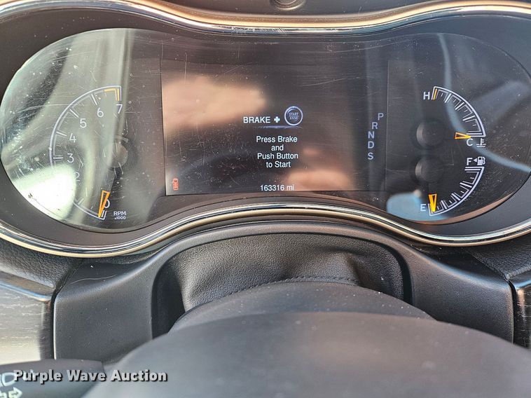 image for item DS6482 2015 Jeep Grand Cherokee Laredo SUV