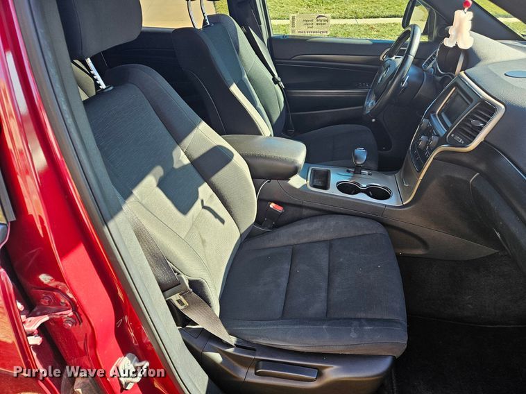 image for item DS6482 2015 Jeep Grand Cherokee Laredo SUV