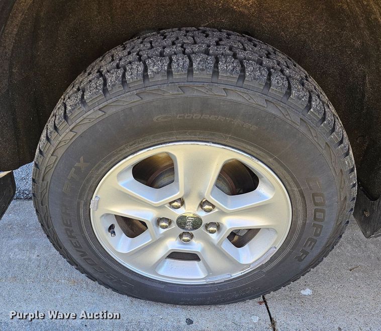 image for item DS6482 2015 Jeep Grand Cherokee Laredo SUV