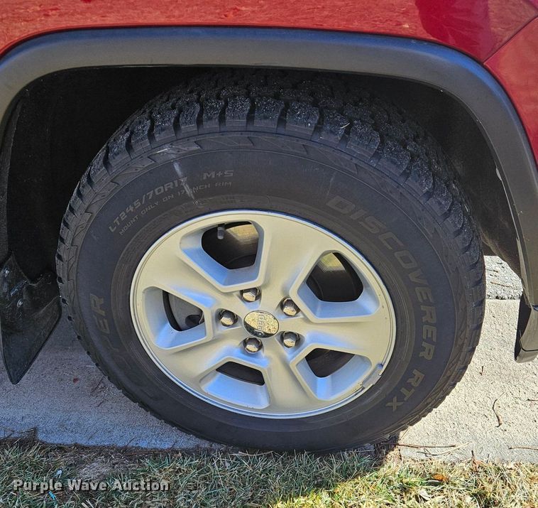 image for item DS6482 2015 Jeep Grand Cherokee Laredo SUV