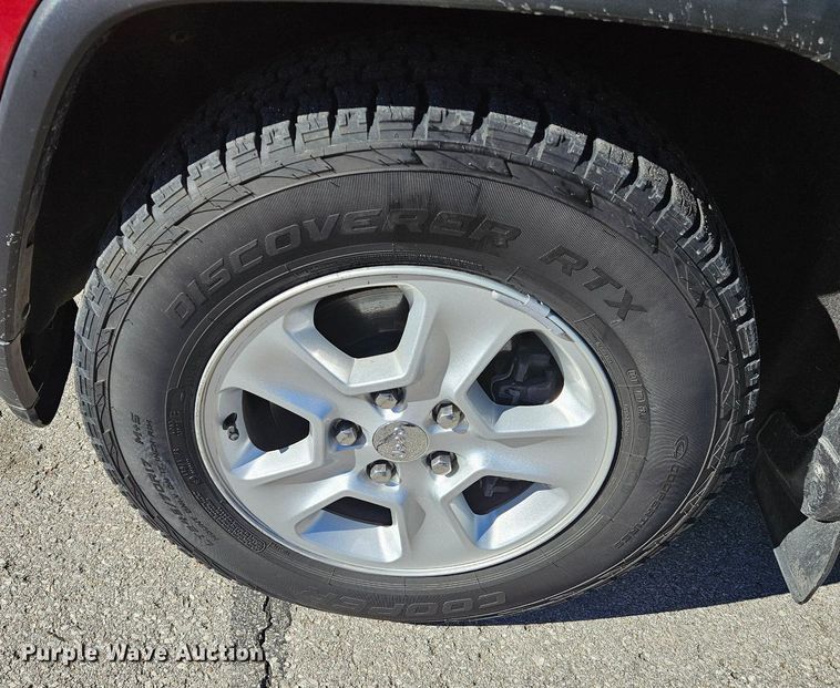 image for item DS6482 2015 Jeep Grand Cherokee Laredo SUV