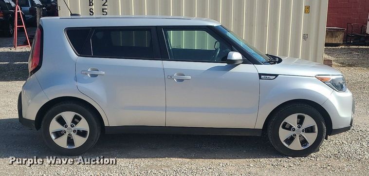 image for item DS7256 2016 Kia  Soul SUV