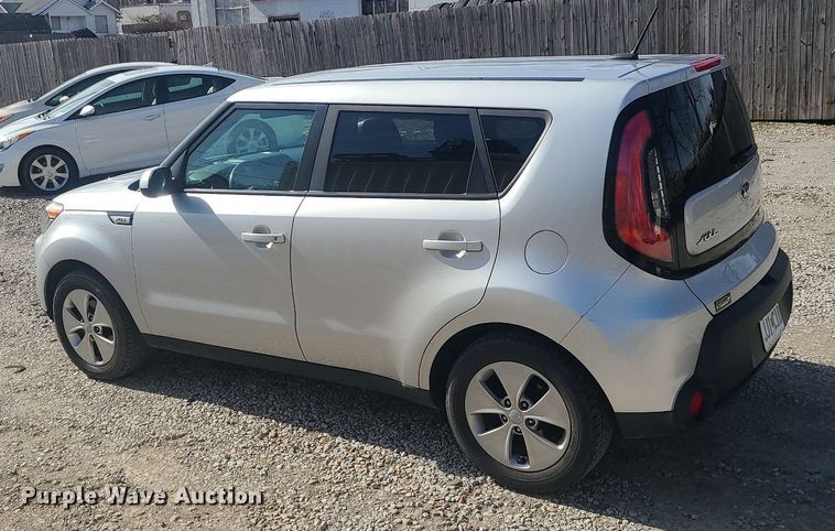 image for item DS7256 2016 Kia  Soul SUV