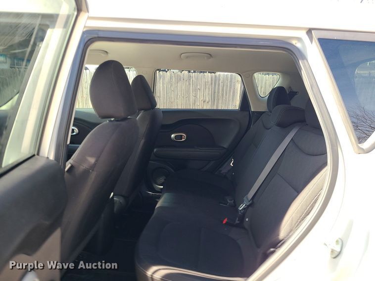 image for item DS7256 2016 Kia  Soul SUV