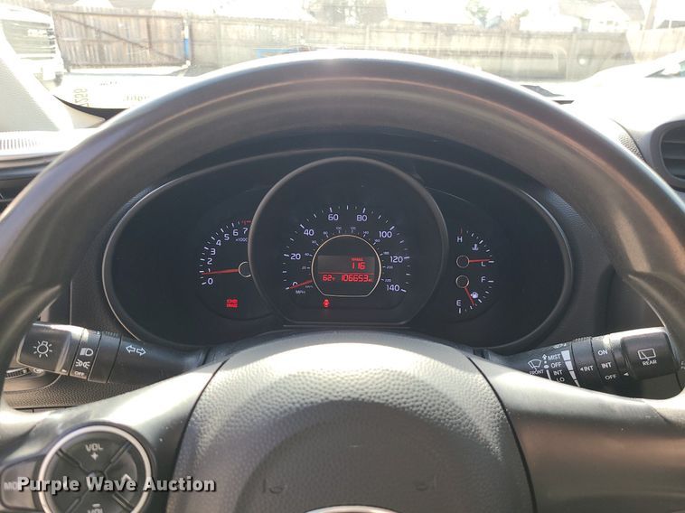 image for item DS7256 2016 Kia  Soul SUV