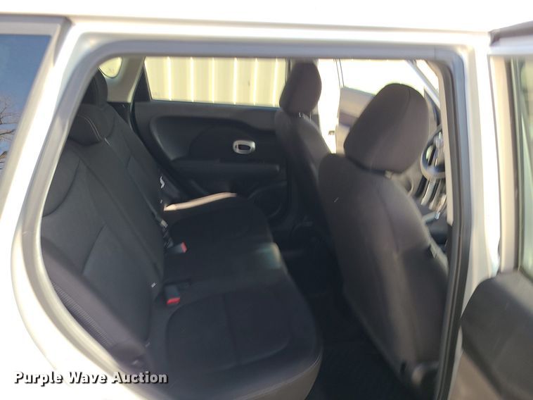 image for item DS7256 2016 Kia  Soul SUV