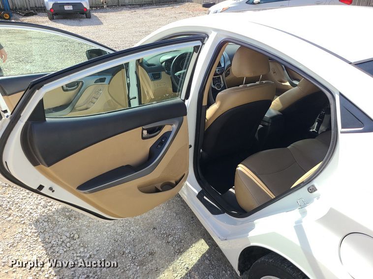 image for item DS7257 2012 Hyundai  Elantra 