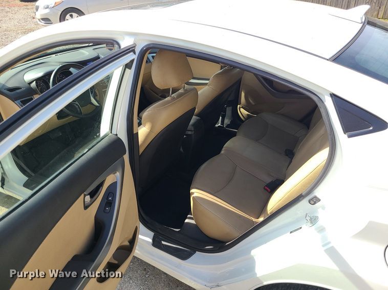 image for item DS7257 2012 Hyundai  Elantra 