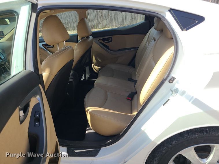 image for item DS7257 2012 Hyundai  Elantra 