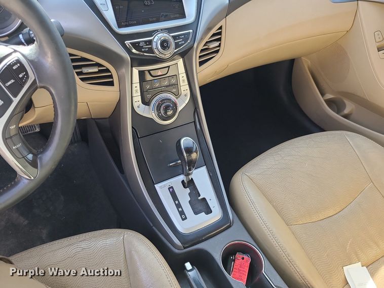 image for item DS7257 2012 Hyundai  Elantra 