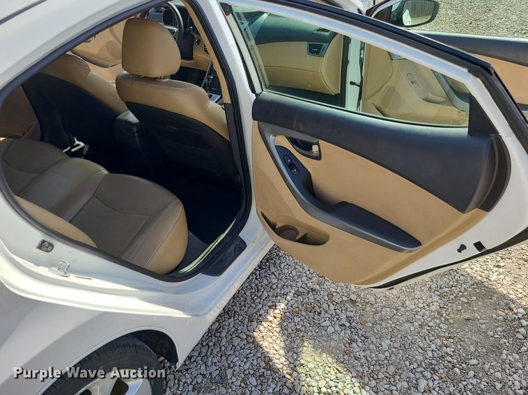 image for item DS7257 2012 Hyundai  Elantra 