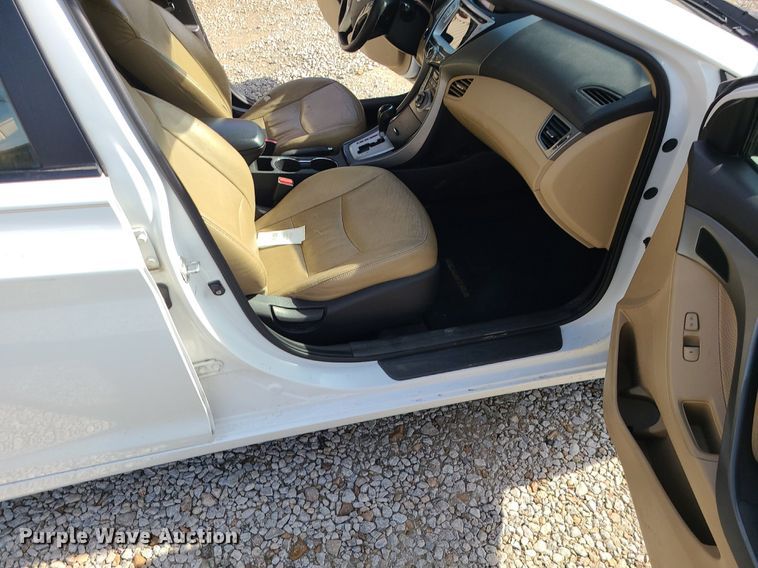 image for item DS7257 2012 Hyundai  Elantra 