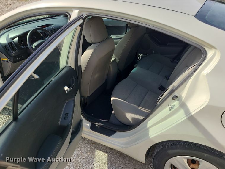 image for item DS7258 2015 Kia Forte 