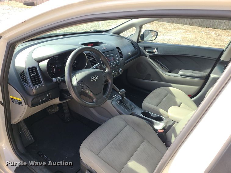 image for item DS7258 2015 Kia Forte 