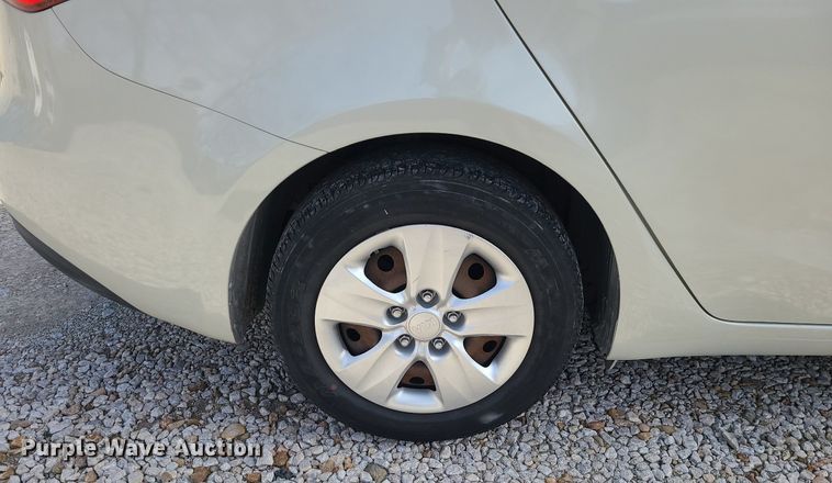 image for item DS7258 2015 Kia Forte 