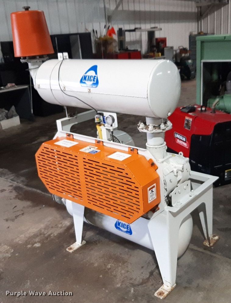 image for item DV9750 2010 Gardner Denver  DuroFlow 4504 air compressor