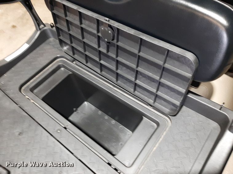 image for item DV9753 EZGO golf cart