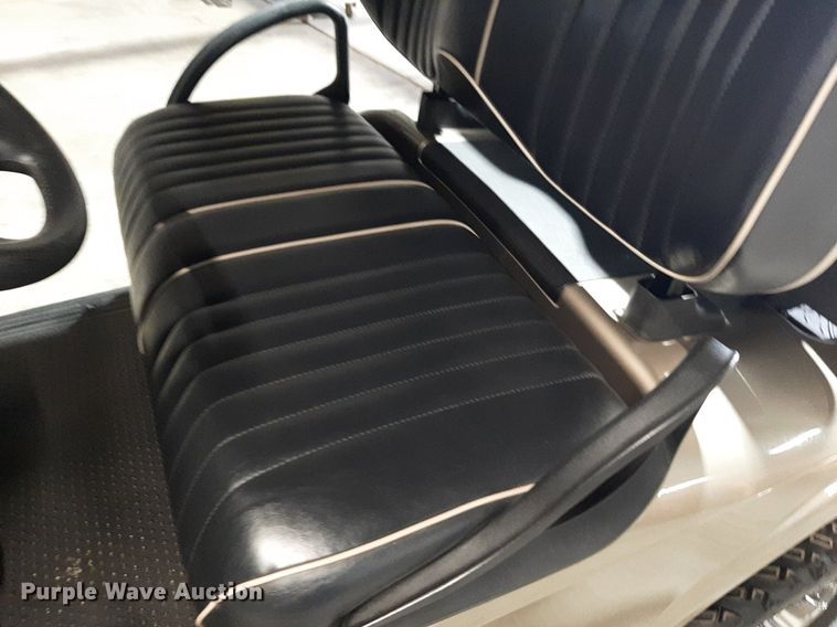 image for item DV9753 EZGO golf cart