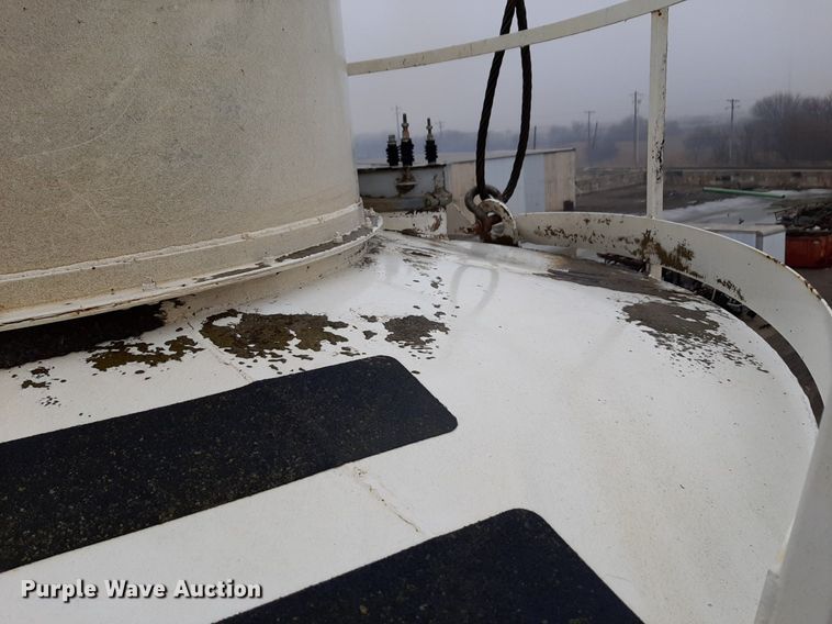 image for item DV9755 2004 Cemen Tech CT250S cement silo