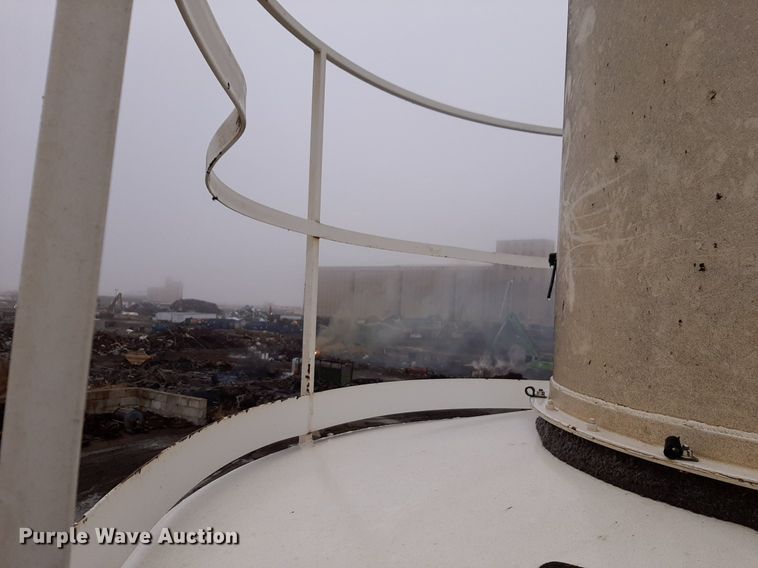 image for item DV9755 2004 Cemen Tech CT250S cement silo