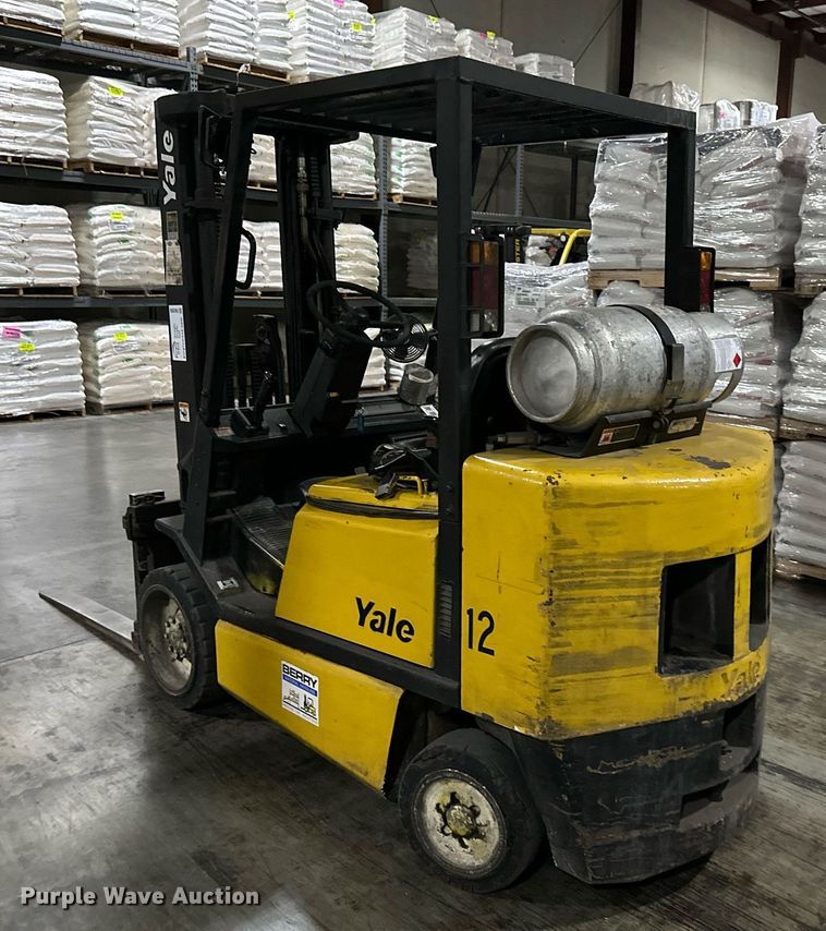 image for item DW2950 Yale GLC060TGNUAE084 forklift