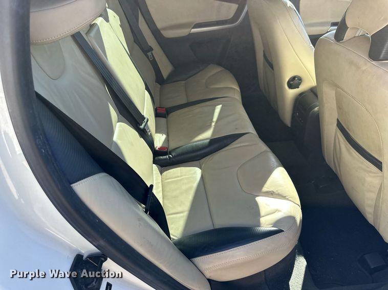 image for item DW2966 2011 Volvo  XC60  SUV