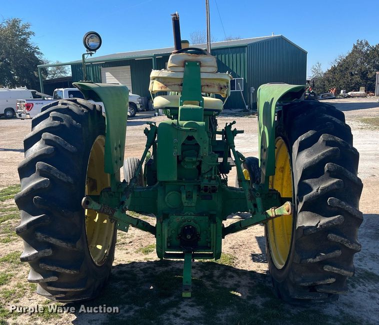 image for item EI0596 1963 John Deere 3010 tractor