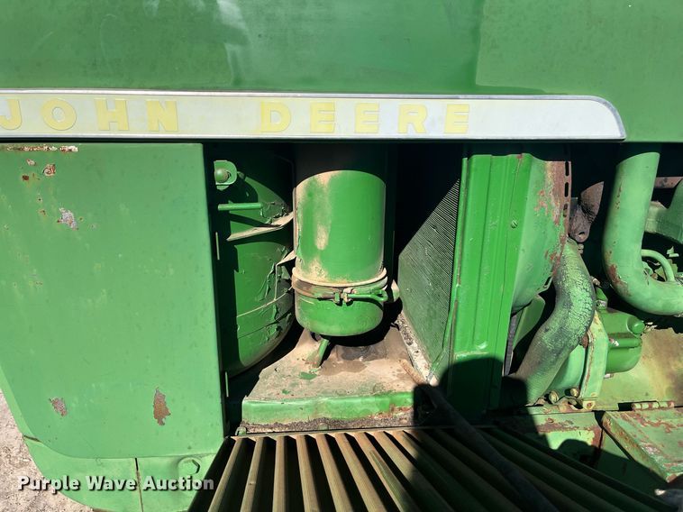 image for item EI0596 1963 John Deere 3010 tractor