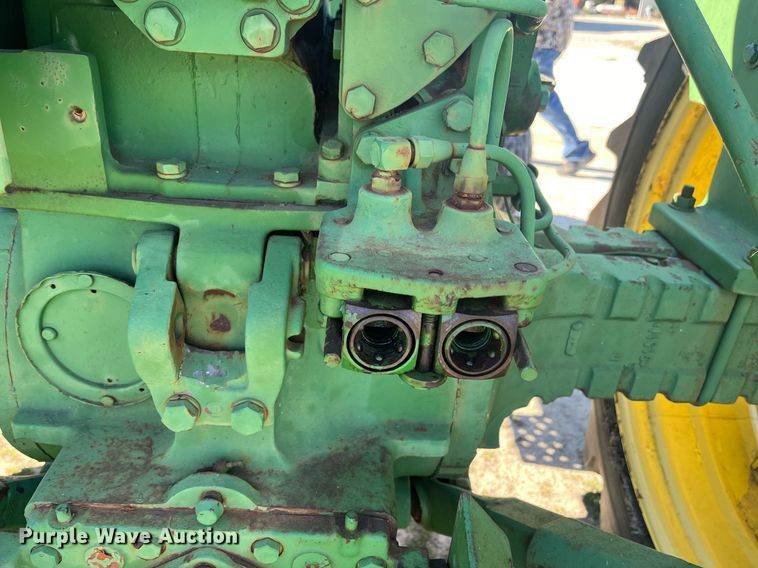 image for item EI0596 1963 John Deere 3010 tractor