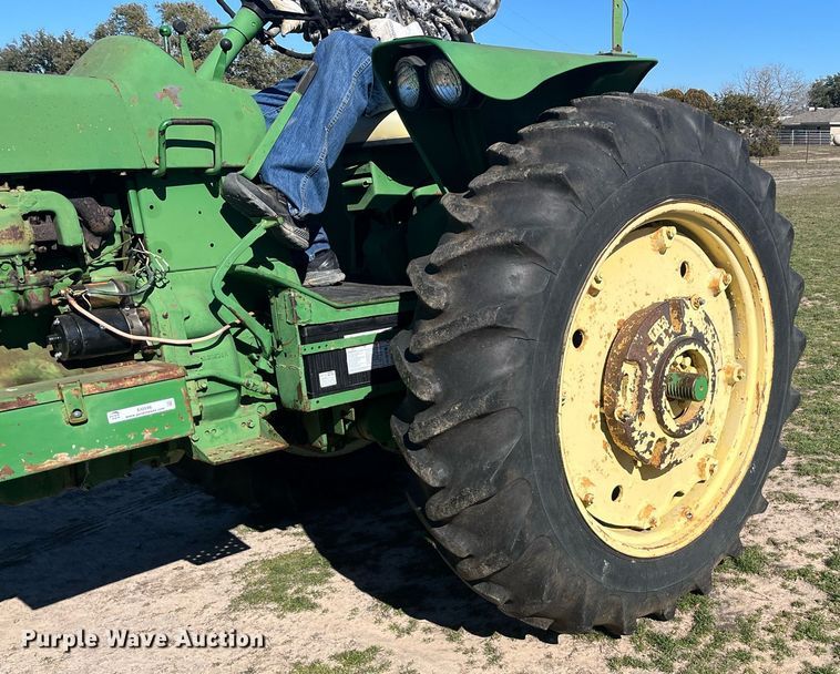 image for item EI0596 1963 John Deere 3010 tractor