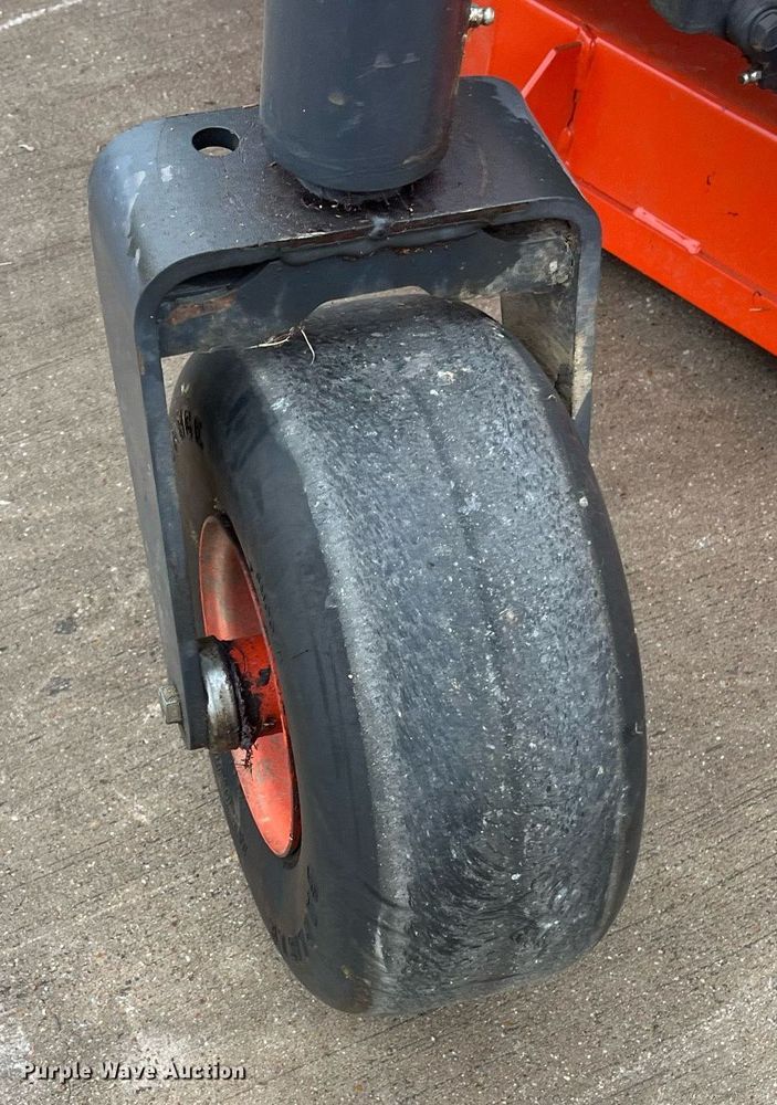 image for item EI0606 2017 Kubota ZD1211 ZTR lawn mower