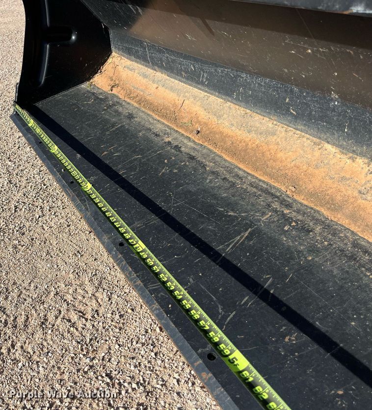 image for item EI0608 Kioti DK4210SE MFWD tractor