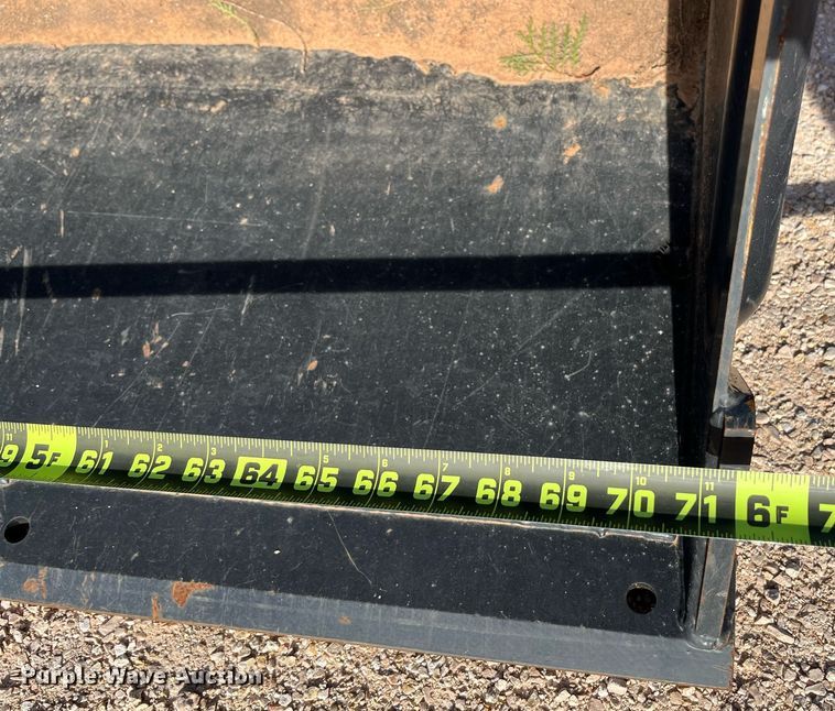 image for item EI0608 Kioti DK4210SE MFWD tractor