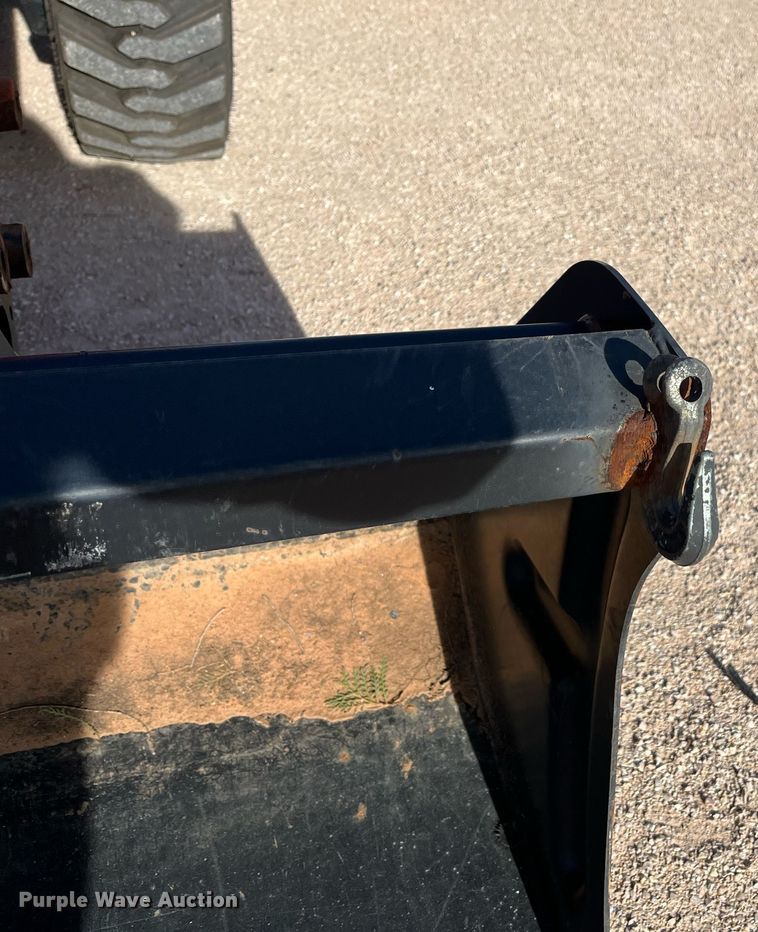 image for item EI0608 Kioti DK4210SE MFWD tractor