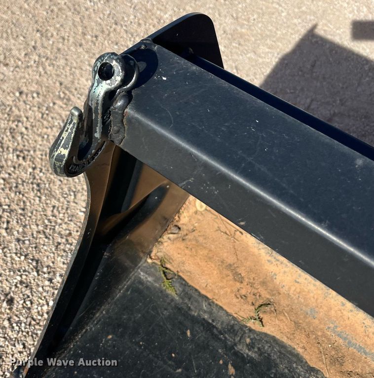 image for item EI0608 Kioti DK4210SE MFWD tractor