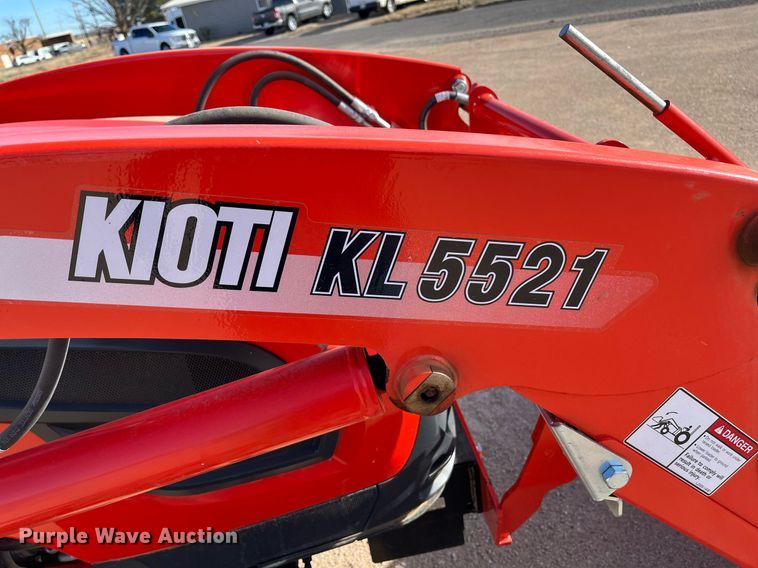 image for item EI0608 Kioti DK4210SE MFWD tractor