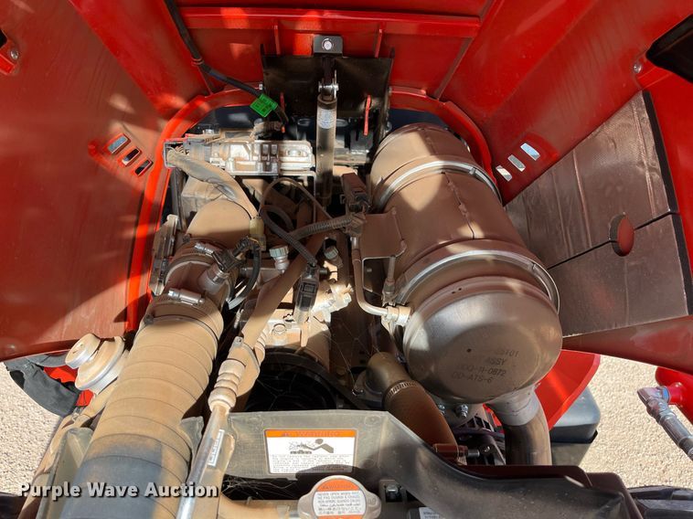 image for item EI0608 Kioti DK4210SE MFWD tractor