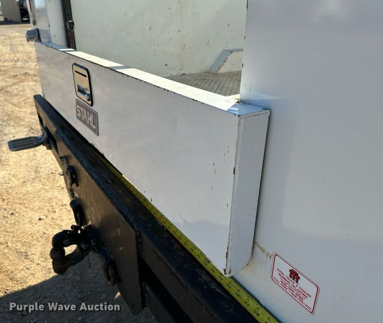 image for item EJ0179 2015 Ford F550 SuperCab utility / service truck