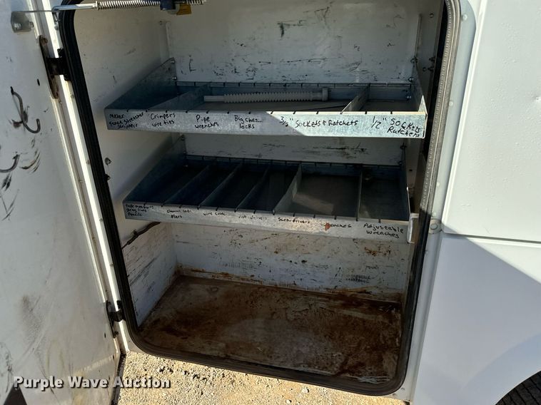 image for item EJ0179 2015 Ford F550 SuperCab utility / service truck