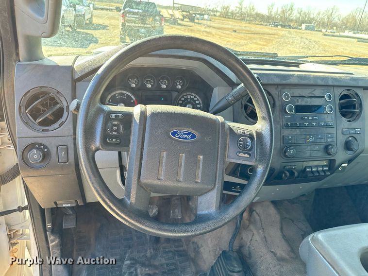 image for item EJ0179 2015 Ford F550 SuperCab utility / service truck