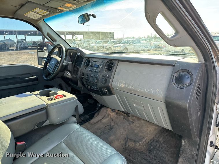 image for item EJ0179 2015 Ford F550 SuperCab utility / service truck