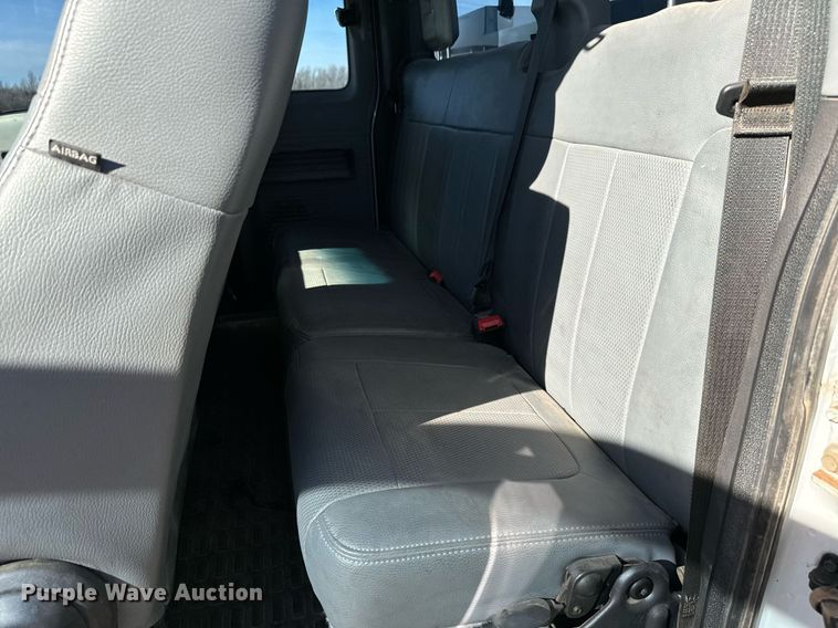 image for item EJ0179 2015 Ford F550 SuperCab utility / service truck