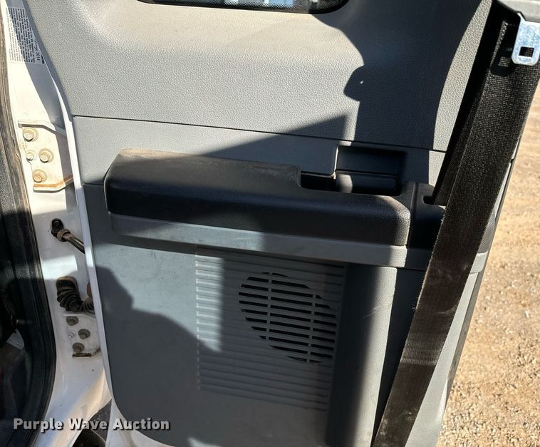 image for item EJ0179 2015 Ford F550 SuperCab utility / service truck