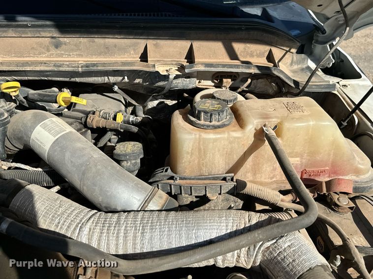 image for item EJ0179 2015 Ford F550 SuperCab utility / service truck