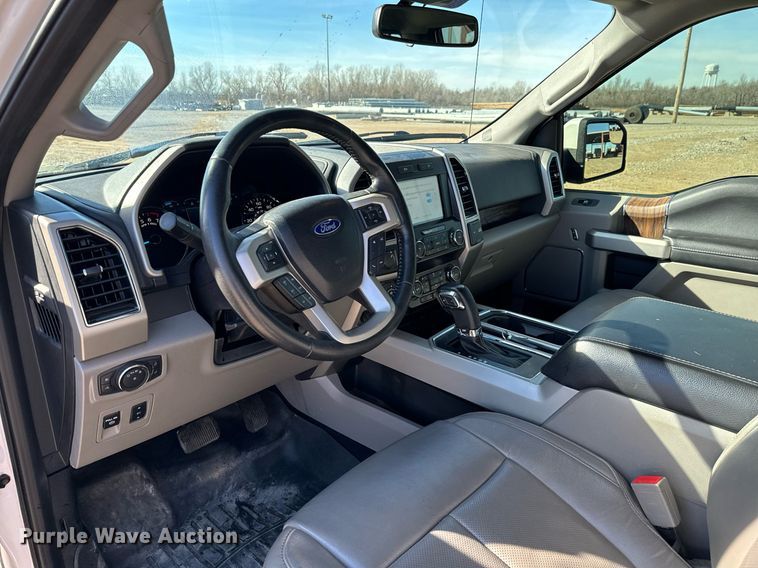 image for item EJ0180 2019 Ford F150  SuperCrew pickup truck