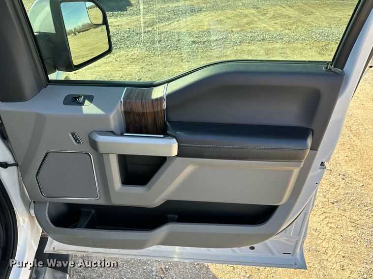 image for item EJ0180 2019 Ford F150  SuperCrew pickup truck