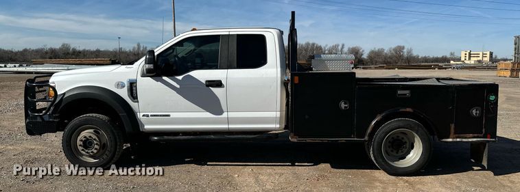 image for item EJ0182 2017 Ford F550 Super Duty XL SuperCab utility / service truck