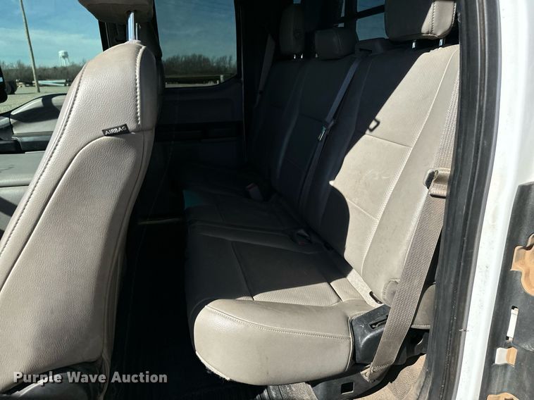 image for item EJ0182 2017 Ford F550 Super Duty XL SuperCab utility / service truck