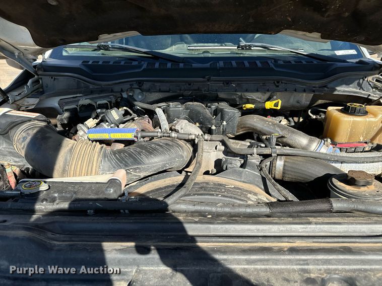 image for item EJ0182 2017 Ford F550 Super Duty XL SuperCab utility / service truck